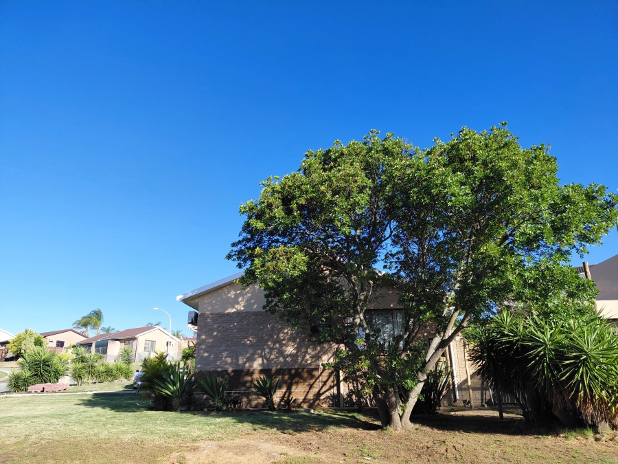 3 Bedroom Property for Sale in Strelitzia Park Eastern Cape